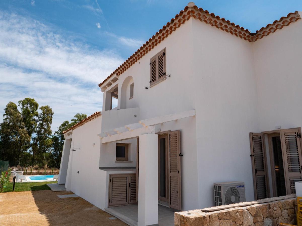 Villetta Con Piscina Budoni Affitti Spiaggia 700 Mt Luaran gambar