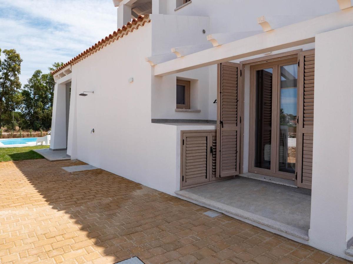 Villetta Con Piscina Budoni Affitti Spiaggia 700 Mt Luaran gambar